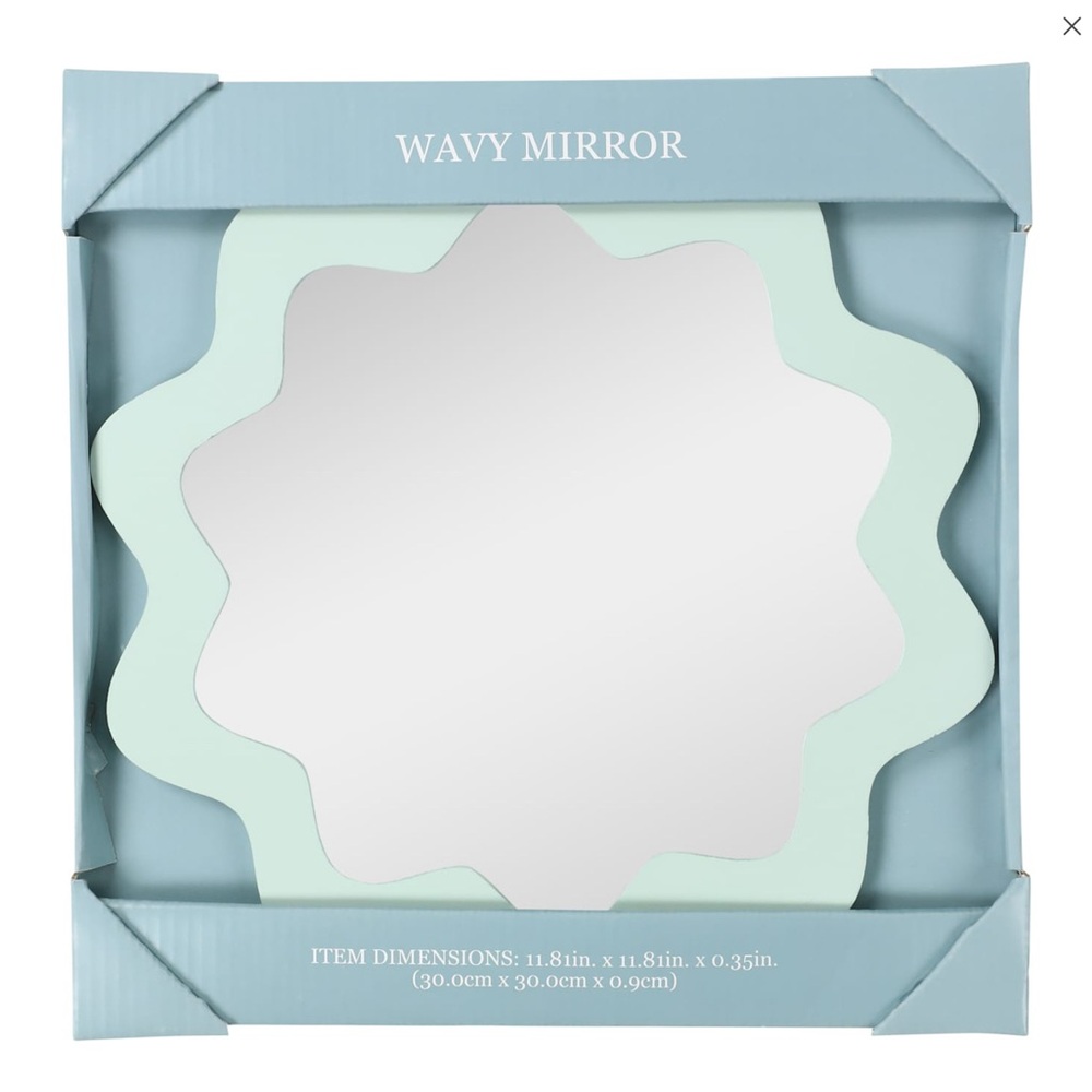 Wavy Mirror - Mint Green Wavy Scallop Round Wall Mirror 12in NEW - Picture 3 of 6